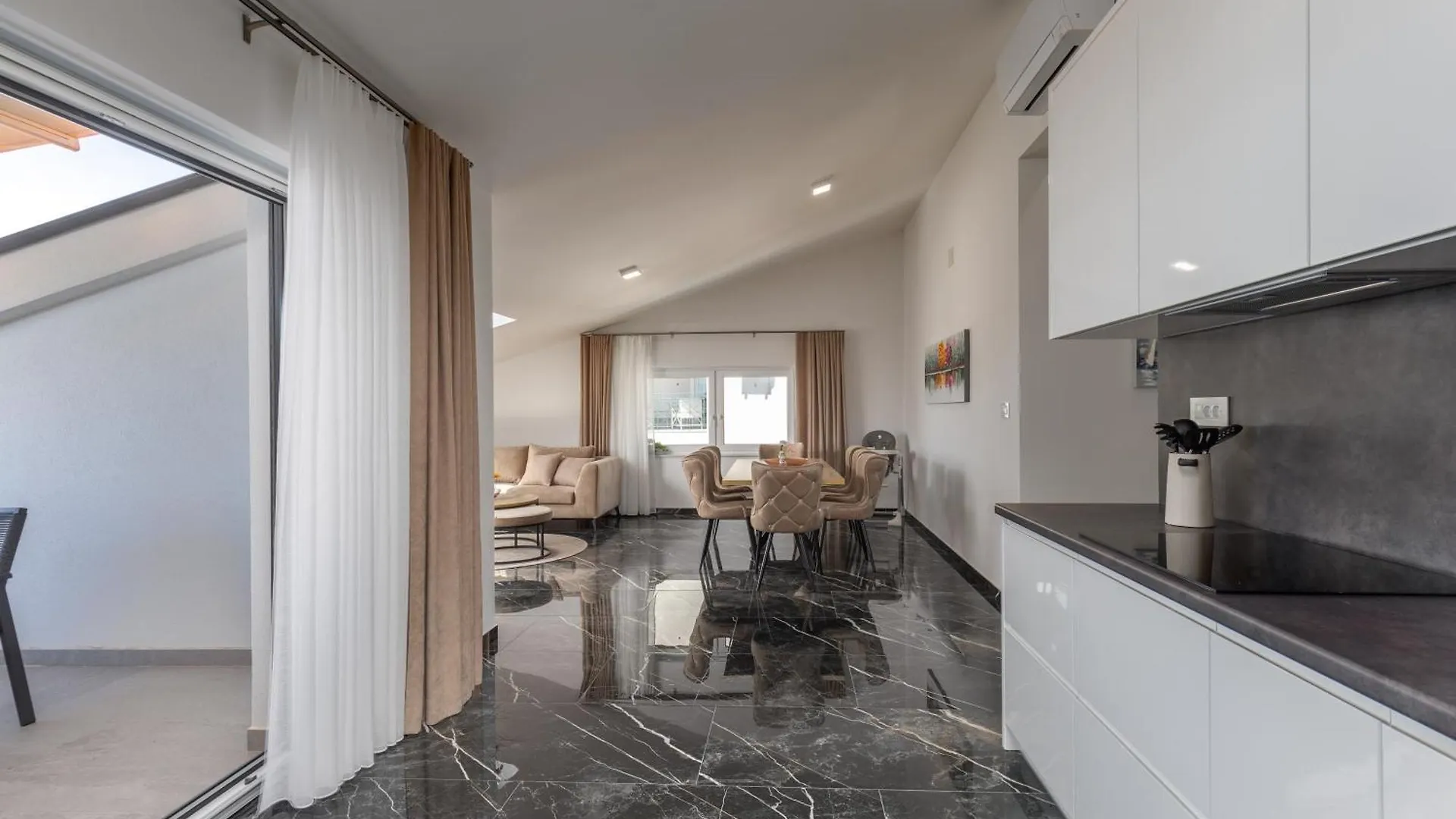 Pool Apartments With Sea View - Happy Rentals Crikvenica