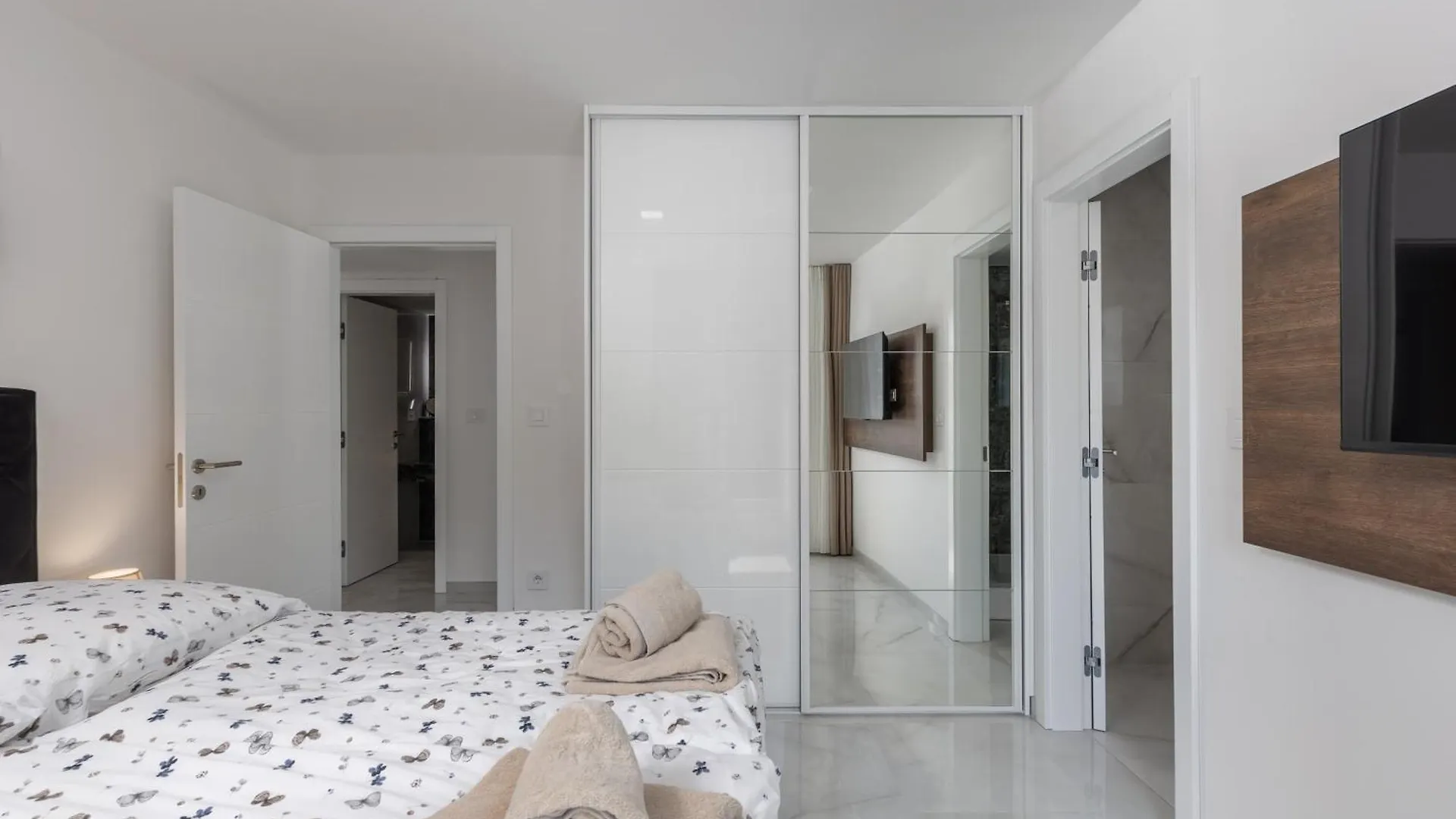 Pool Apartments With Sea View - Happy Rentals Crikvenica 0*,  Croatia